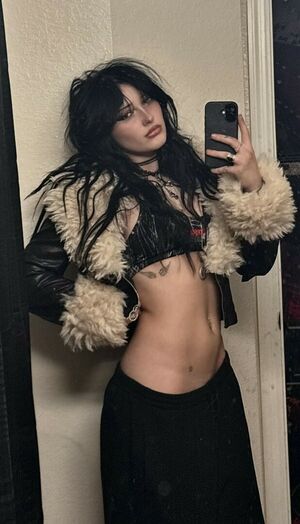 Ellie Moore Nude Photos photo 7