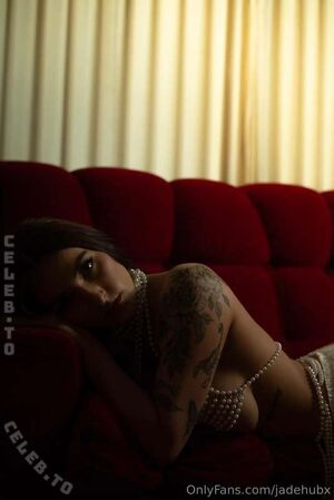 Jade Hutchison Nude Photos photo 131