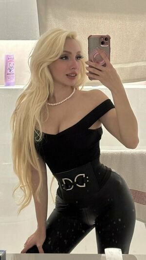 Lilmochidoll Nude Photos photo 164
