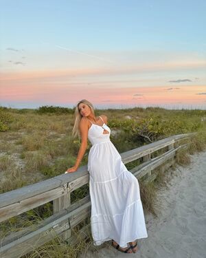 Cas Summer Nude Photos photo 84