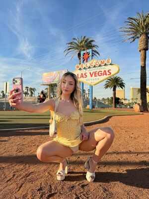 Chloe Chevalier Nude Photos photo 89