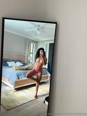 Whosbonnieandclyde Nude Photos photo 11
