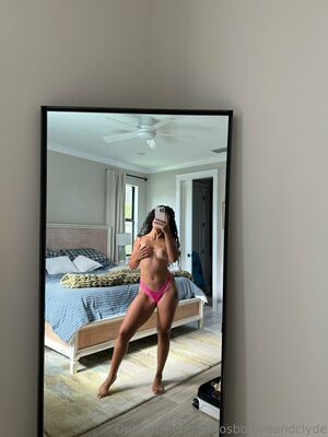 Whosbonnieandclyde Nude Photos photo 12