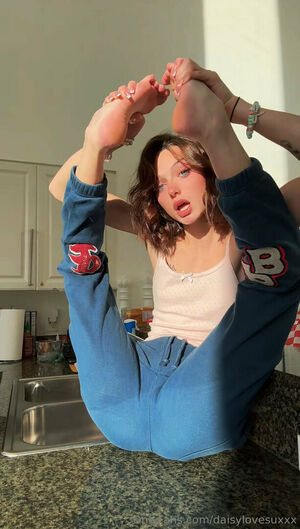 Shrooms Q Nude Photos photo 59