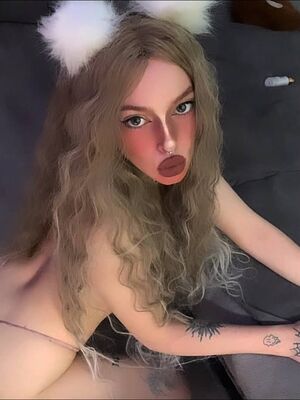 Madiruvee Nude Photos photo 4