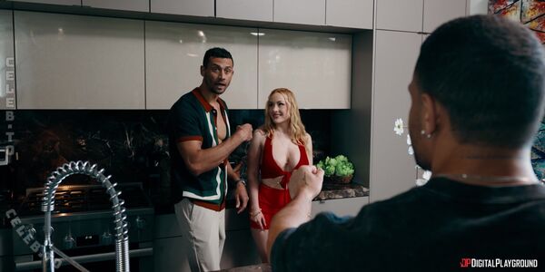 Zoey Uso Nude Photos photo 188