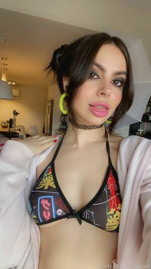 TheRealEmaLee Nude Photos photo 1