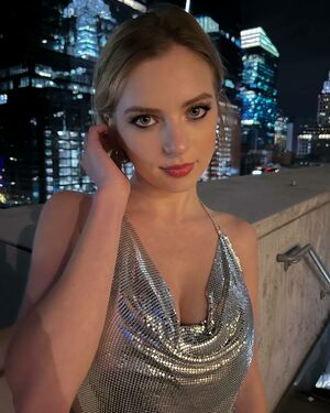 Bunni Emmie Nude Photos photo 42