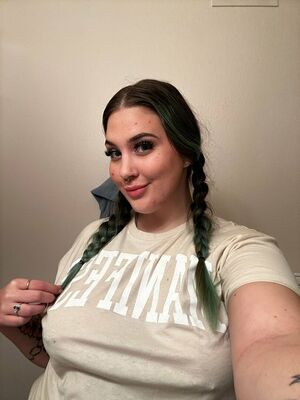Chloe Cream Nude Photos photo 16