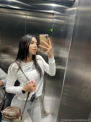 Dahyana Gaitan Nude Photos photo 8