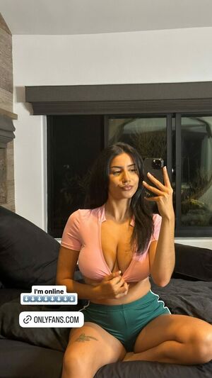 Roxie Sinner Nude Photos photo 270