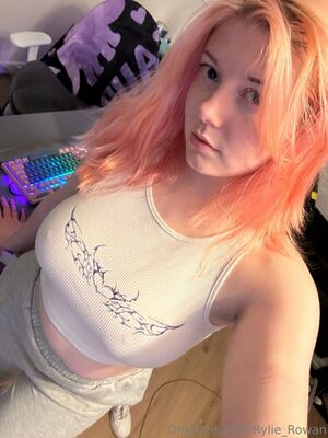 Rylie Rowan Nude Photos photo 80