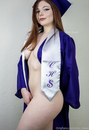 Rylie Rowan Nude Photos photo 195