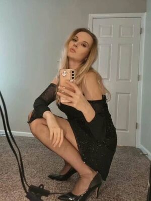 Valeriya ASMR Nude Photos photo 1