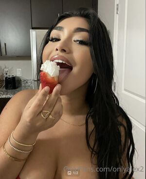 Alejandra Velasquez Nude Photos photo 3