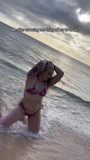 Sienna Day Nude Photos photo 3