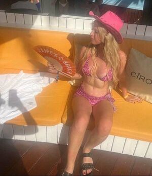 Kateelife Nude Photos photo 33