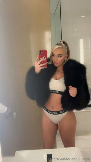 Kendra Sunderland Nude Photos photo 146