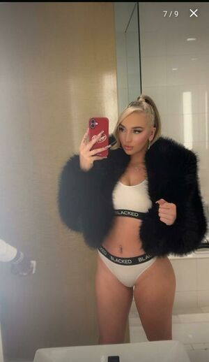 Kendra Sunderland Nude Photos photo 149