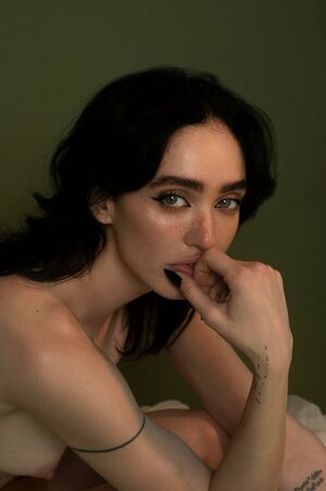 Taylor Zahn Nude Photos photo 62