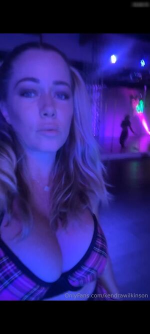 Kendra Wilkinson Nude Photos photo 191