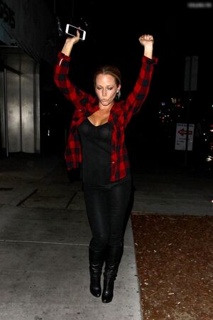 Kendra Wilkinson Nude Photos photo 211
