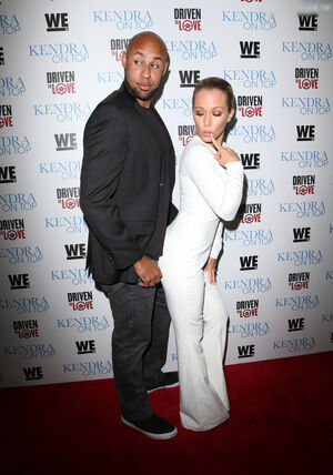 Kendra Wilkinson Nude Photos photo 242