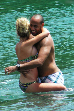 Kendra Wilkinson Nude Photos photo 243