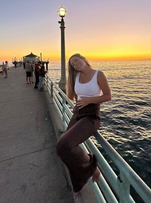 Kendra Wilkinson Nude Photos photo 275
