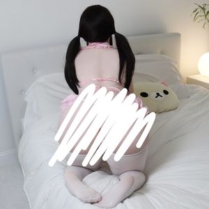 Lynie Nude Photos photo 6
