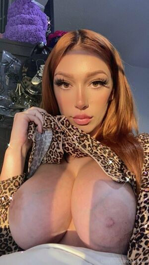 Lacey Laid Nude Photos photo 223