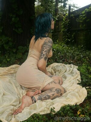 Mythicmaggie Nude Photos photo 40