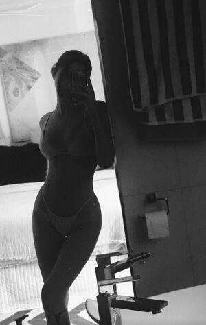PrettyBitchmia Nude Photos photo 9