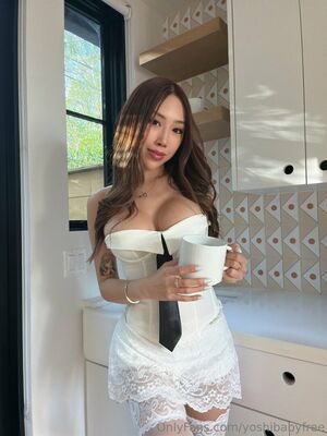 Tinayoshile Nude Photos photo 15