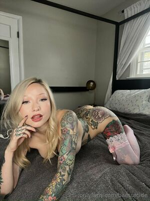 Baesuicide Nude Photos photo 92