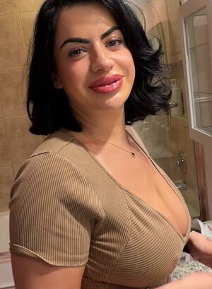 Lissa Aires Nude Photos photo 6