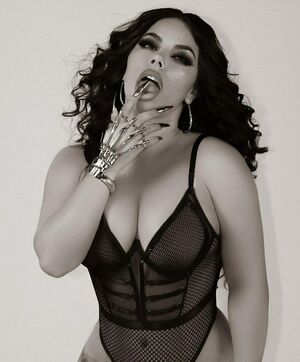 Lizbeth Rodriguez Nude Photos photo 142
