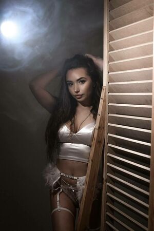 Erika Bell Nude Photos photo 26