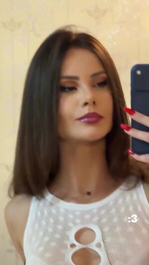 Sabrina De Martini Nude Photos photo 6