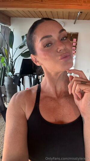 Alison Tyler Nude Photos photo 3