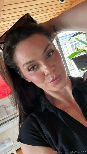 Alison Tyler Nude Photos photo 17