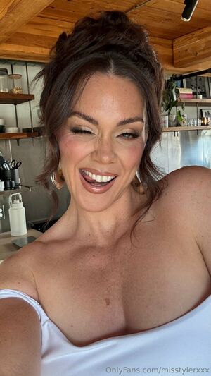 Alison Tyler Nude Photos photo 70