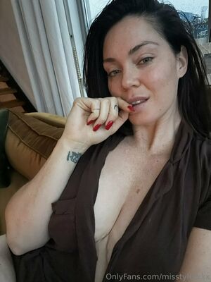 Alison Tyler Nude Photos photo 185