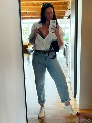 Alison Tyler Nude Photos photo 211