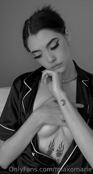 Miaxomarie Nude Photos photo 9