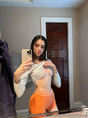 Miaxomarie Nude Photos photo 16