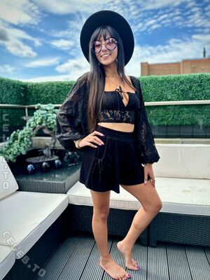 Aaliyah Yasin Nude Photos photo 7