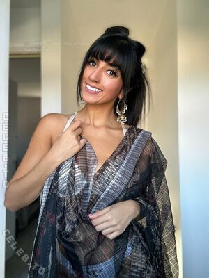 Aaliyah Yasin Nude Photos photo 147