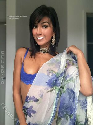 Aaliyah Yasin Nude Photos photo 151