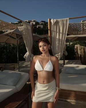 Annette Nude Photos photo 14